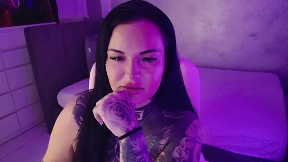 _MelinaCurves_