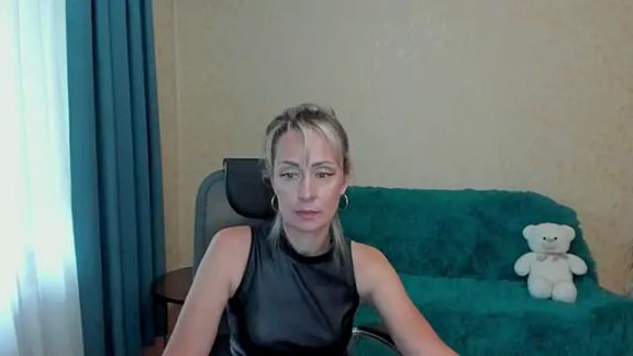 Julia_Cherry_