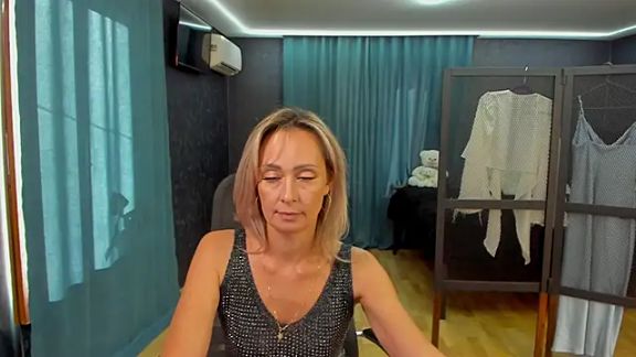 Julia_Cherry_