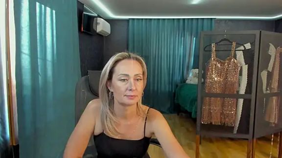 Julia_Cherry_