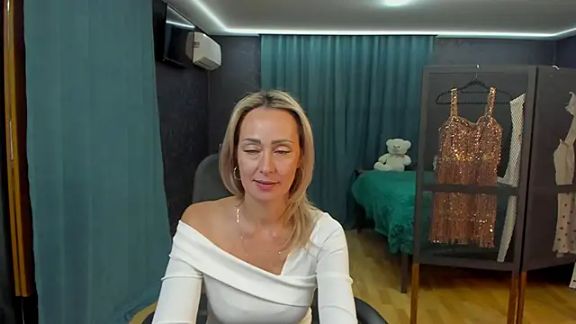 Julia_Cherry_