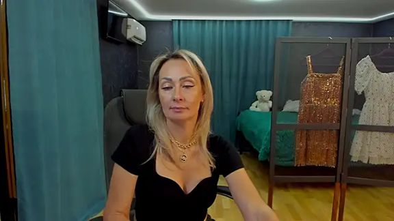 Julia_Cherry_