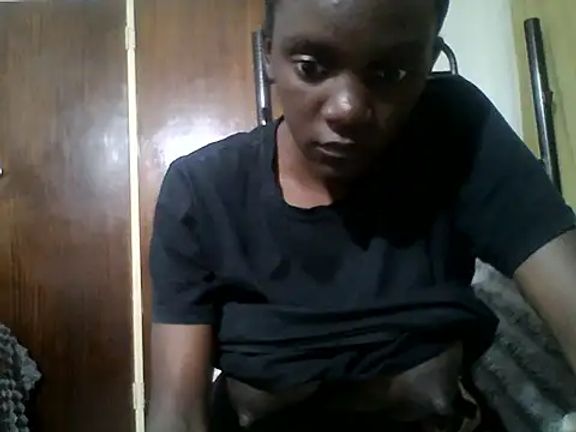 PetiteDoll_06