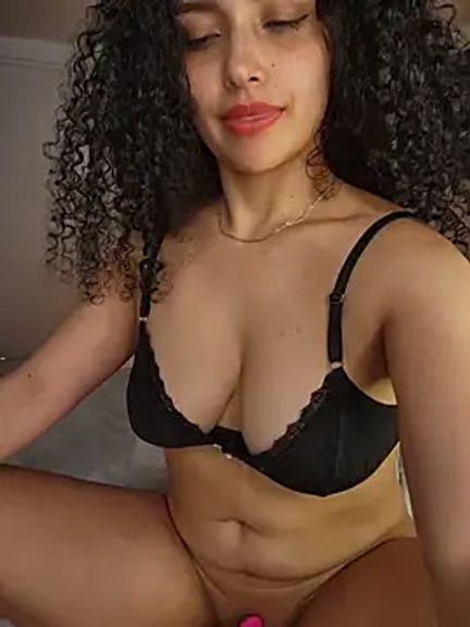 Lucy_Marin