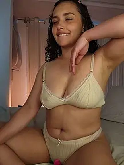 Lucy_Marin