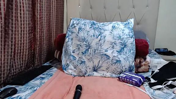 CHOCOLATEDARKBUSTYX