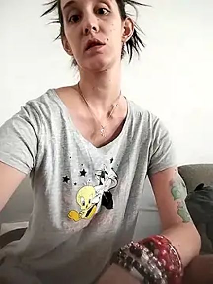 Laura_Ati