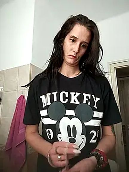 Laura_Ati