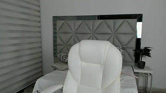 nina_pons