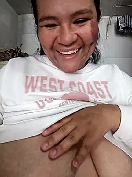 Julieta-tits