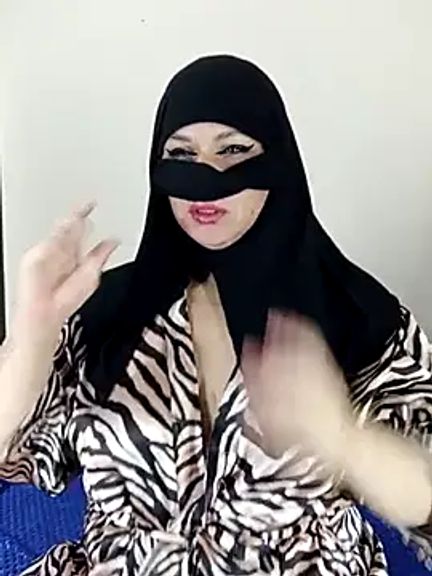 evelyn__salah
