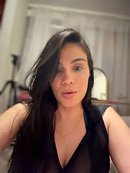 Antonella_Maxwell