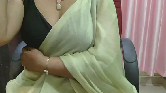 indian_anu_mallu