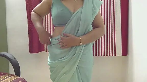 indian_anu_mallu