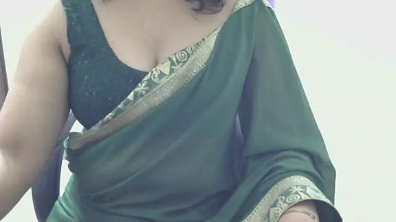 indian_anu_mallu