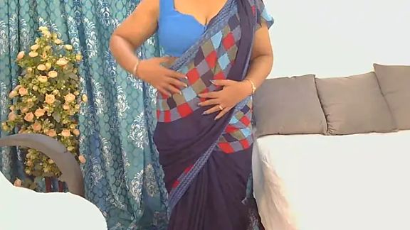 Mallu_Manisha