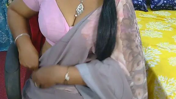 Mallu_Manisha