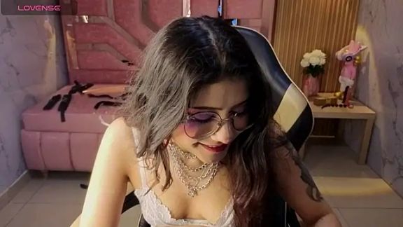 miss_devil_s