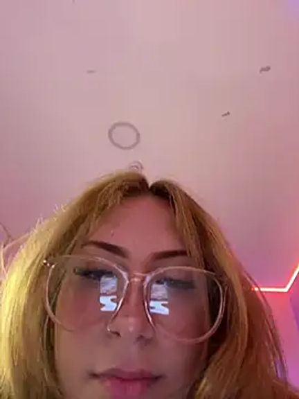 MiaAdams21