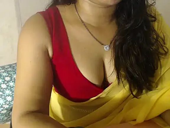 juicy_ishika