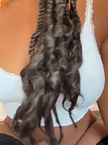 cassie_miller_velvet