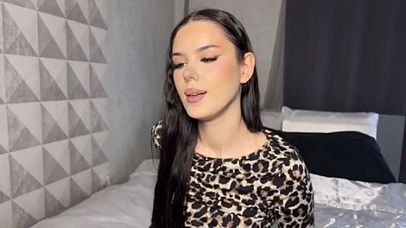 x_lily_miller
