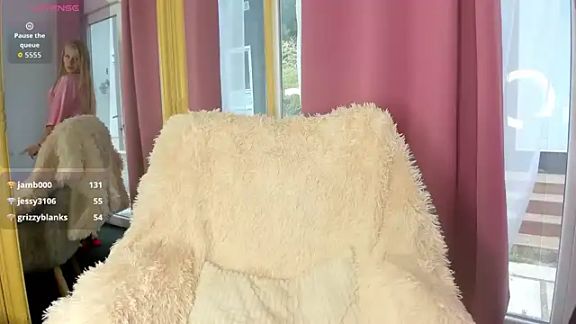 Mia__Milan
