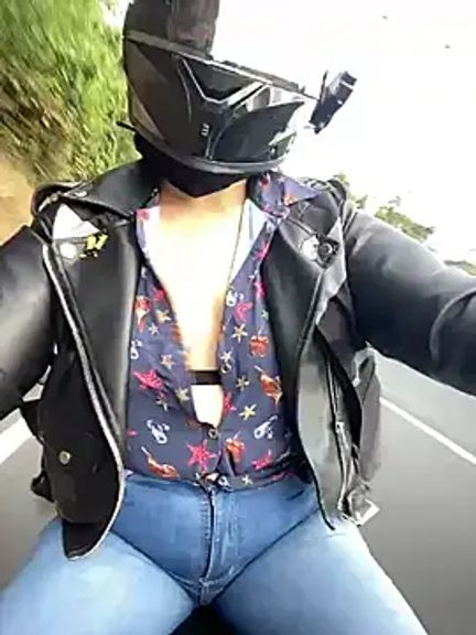 Scarlet_auraa