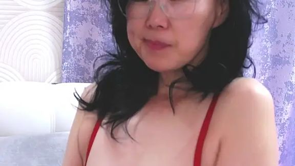Asian_legs