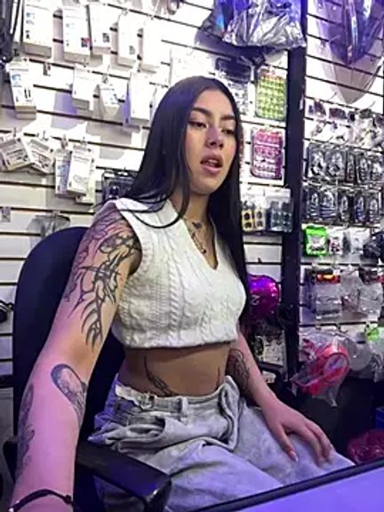 emily_24x