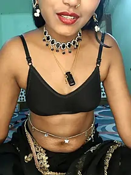 Hot-priyaa1
