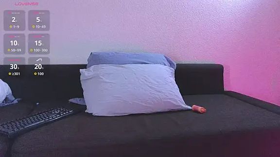 Space_X_Roxy_