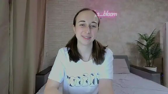 Anika_bloom