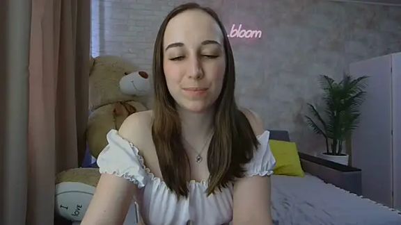 Anika_bloom