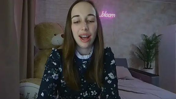 Anika_bloom