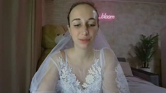 Anika_bloom