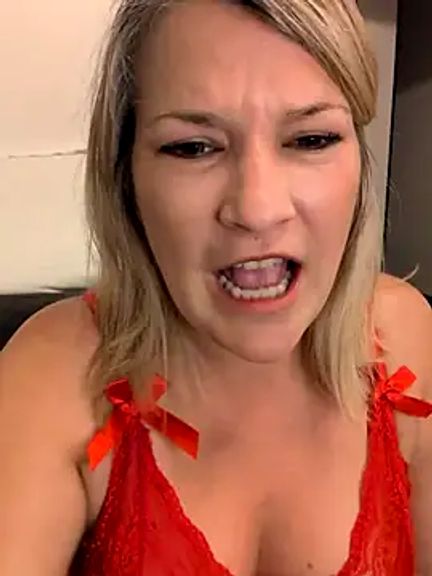Pxetiteblonde1