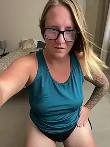 _ElizabethLove_