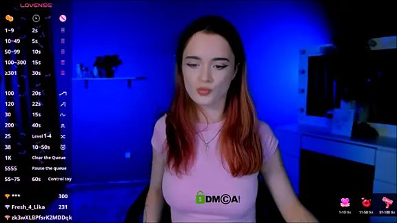 liana_kisses