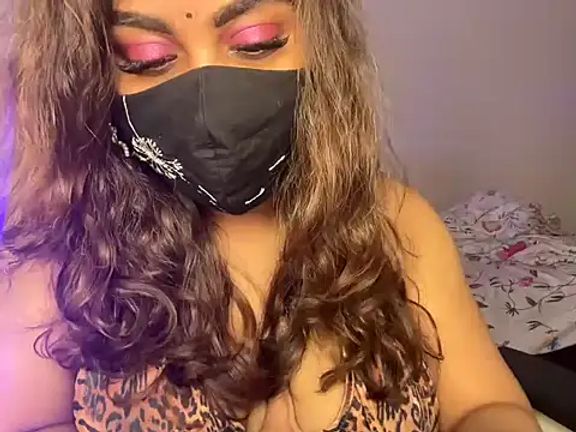 Telugu_dreamgirl_maaya