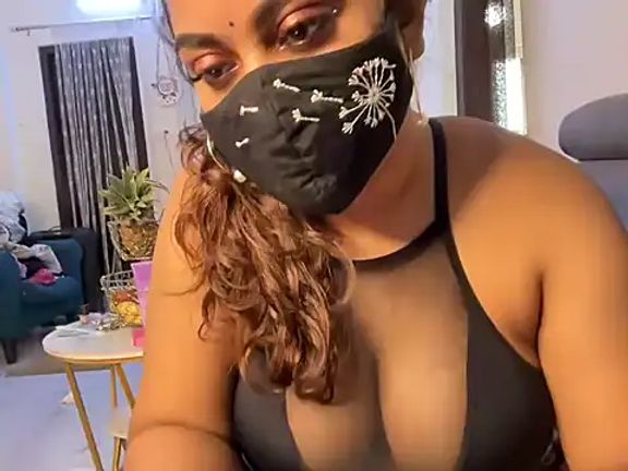 Telugu_dreamgirl_maaya