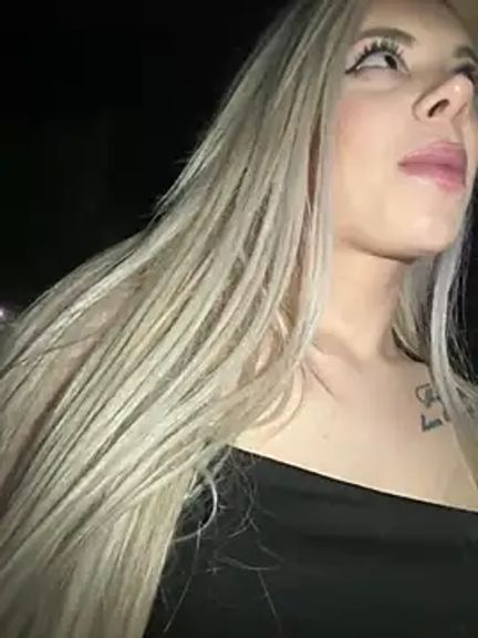 AlyssaFoxx_