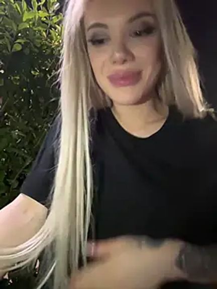 AlyssaFoxx_