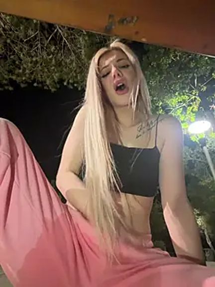AlyssaFoxx_