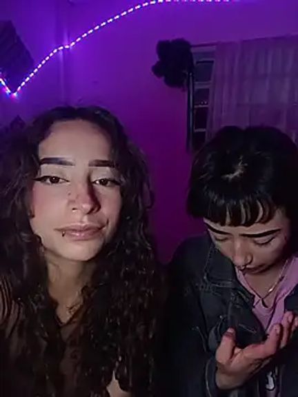 AlexxaAndRileyy