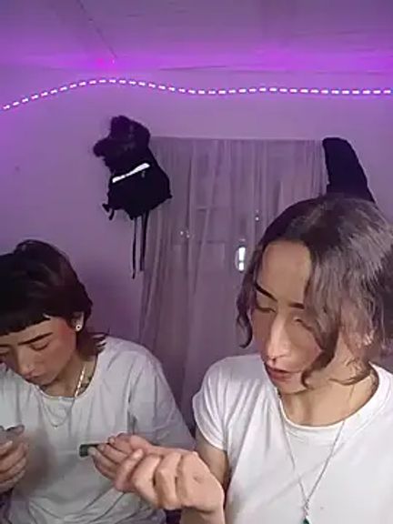 AlexxaAndRileyy