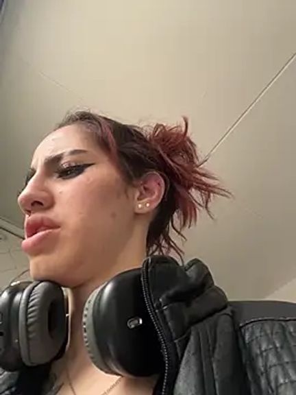 elodie_rouge
