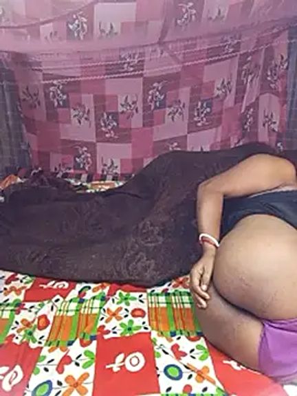 INDINSEXYCOUPLE328