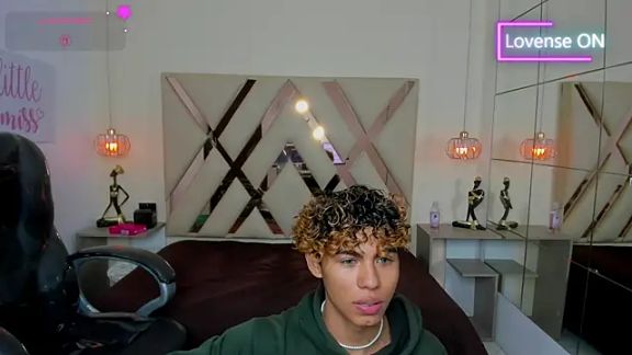 Anyelo_Twink