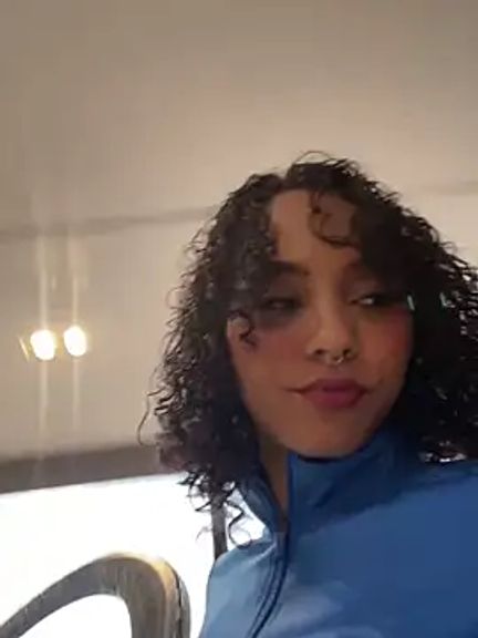 LizStorm_
